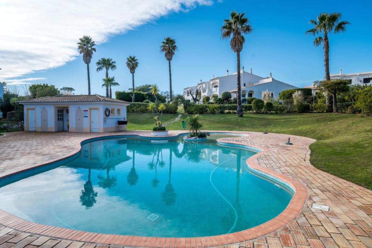 Luxury Modern T2 Ocean View - Free Parking - Pool Apartment Alvor Exterior photo